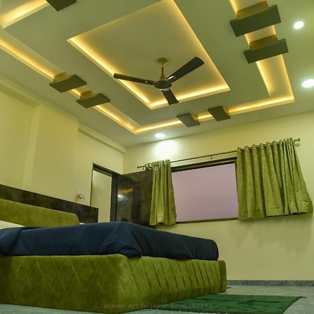 Pawan Executive Tuljapur Exterior foto