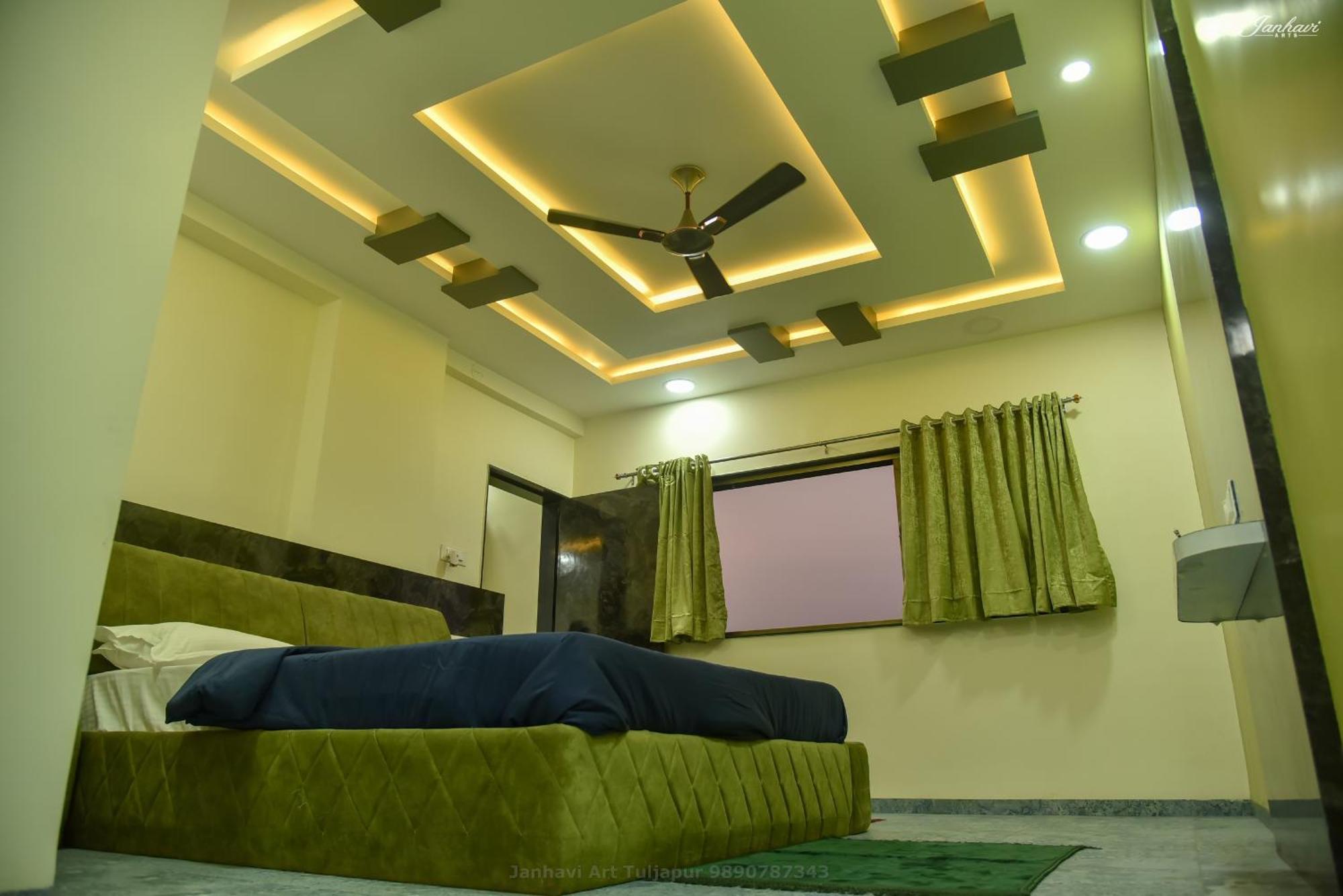 Pawan Executive Tuljapur Exterior foto