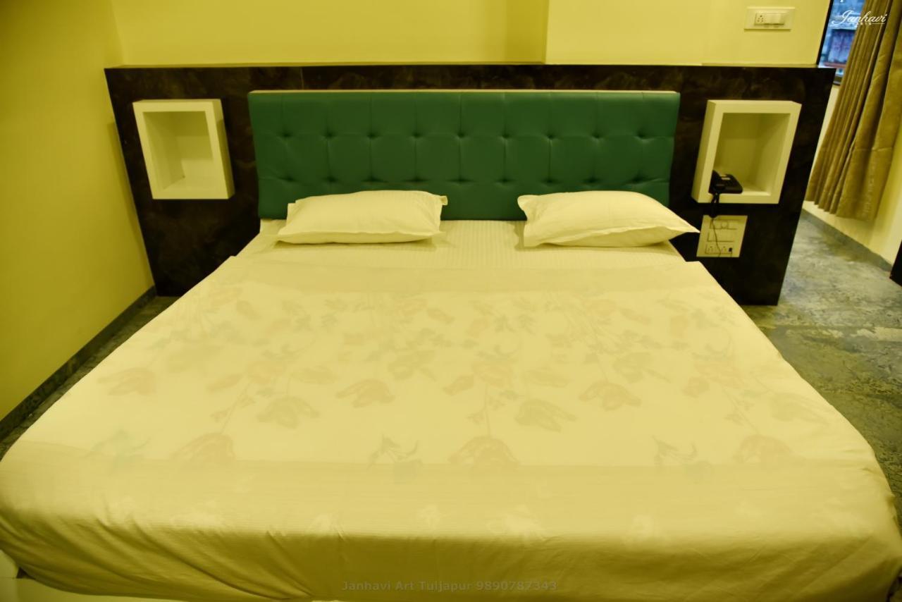 Pawan Executive Tuljapur Exterior foto
