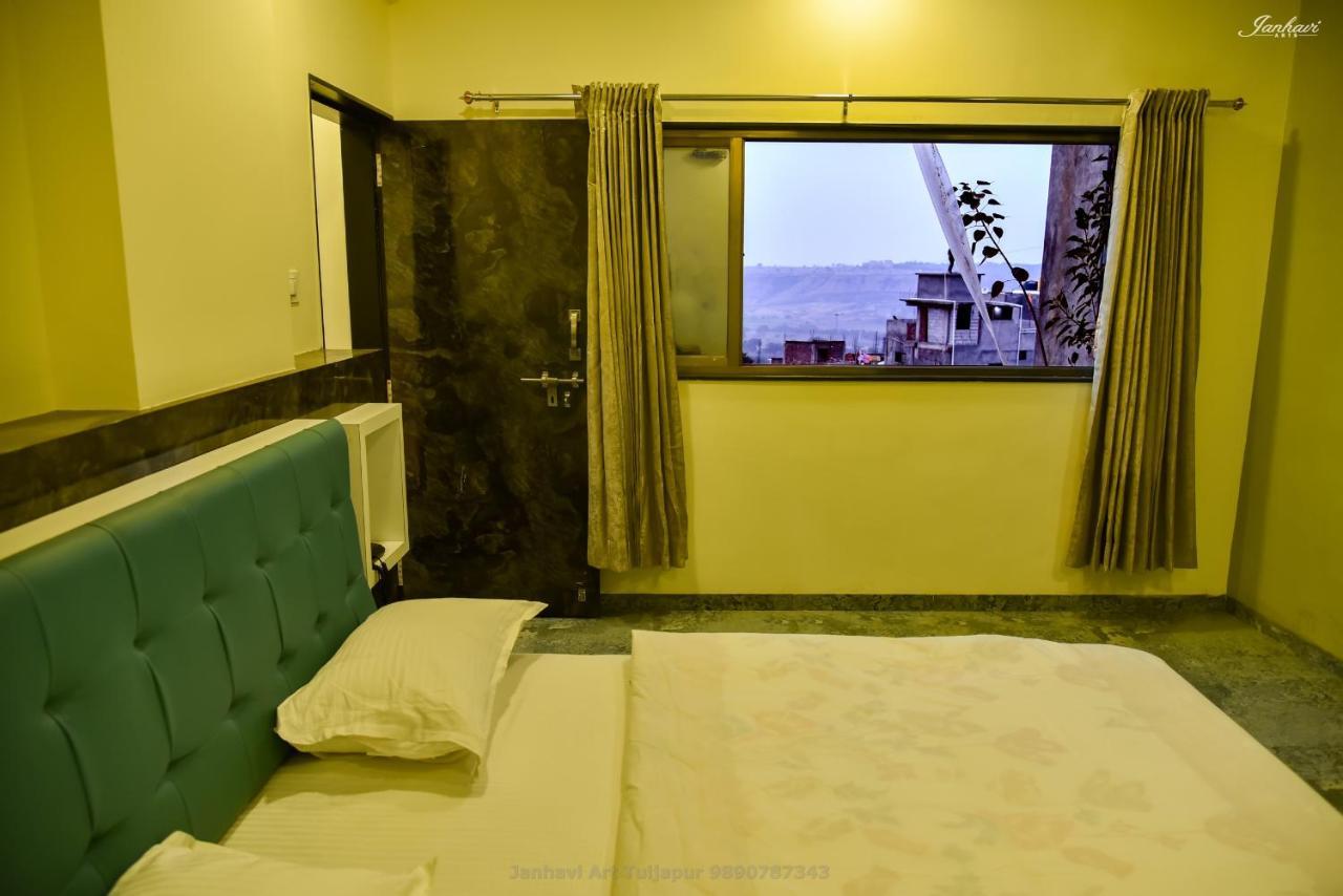 Pawan Executive Tuljapur Exterior foto